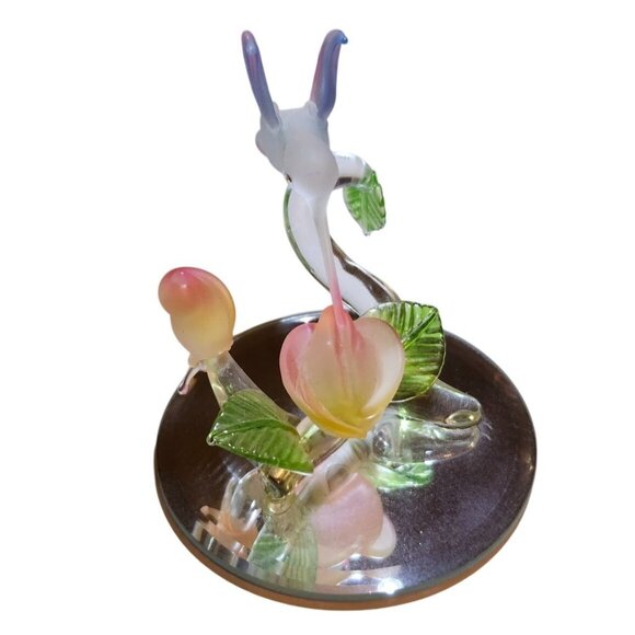 Glass Hummingbird Figurine With Roses On Mirrored Base 5.5 Inches Tall - Picture 2 of 4